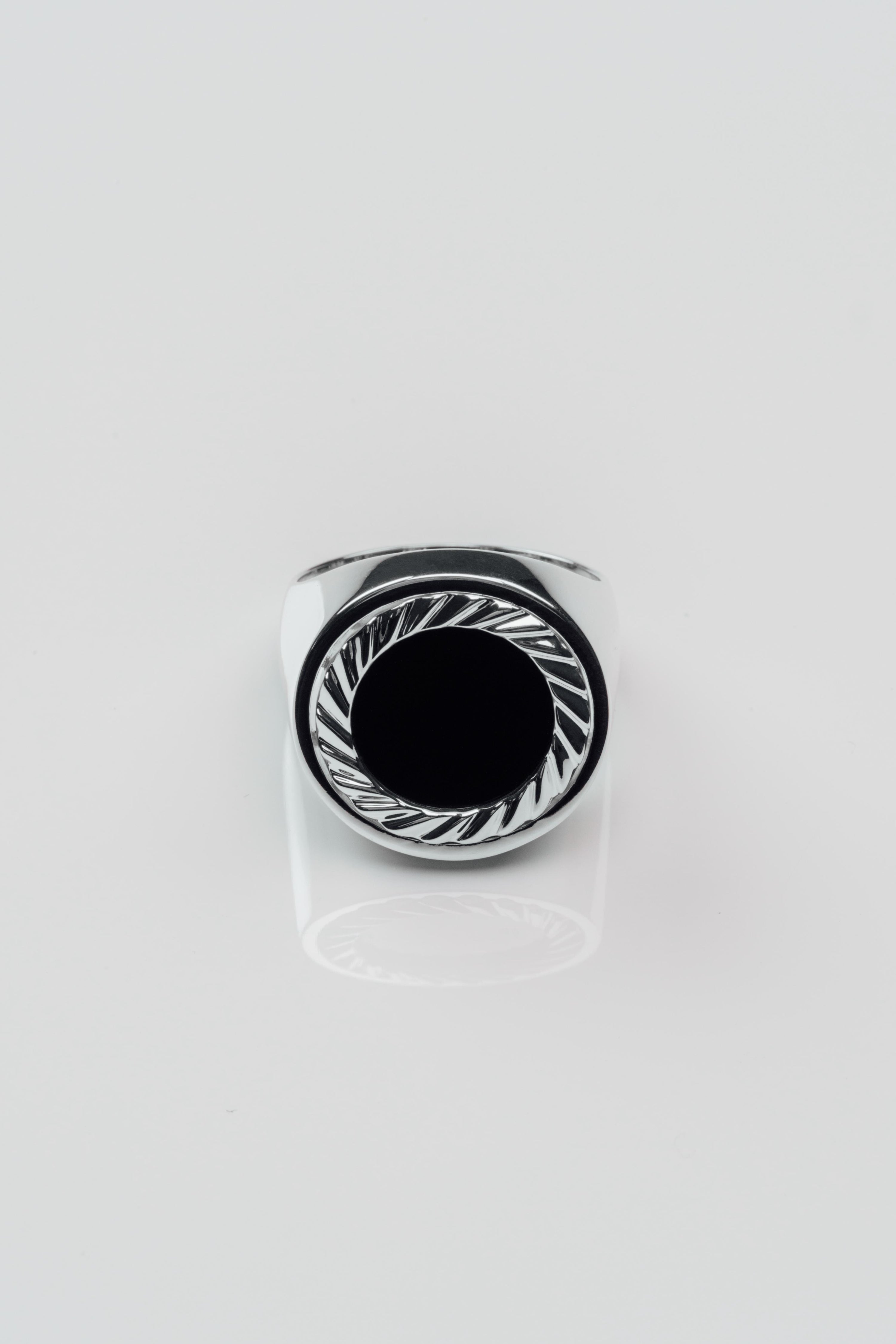 Circle Sovereign - Onyx