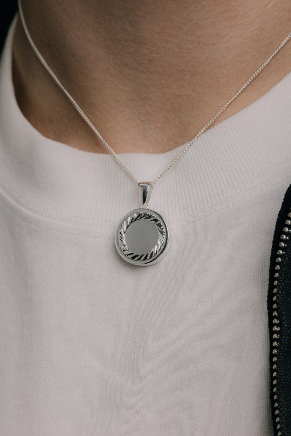 Circle Sovereign Necklace - Silver