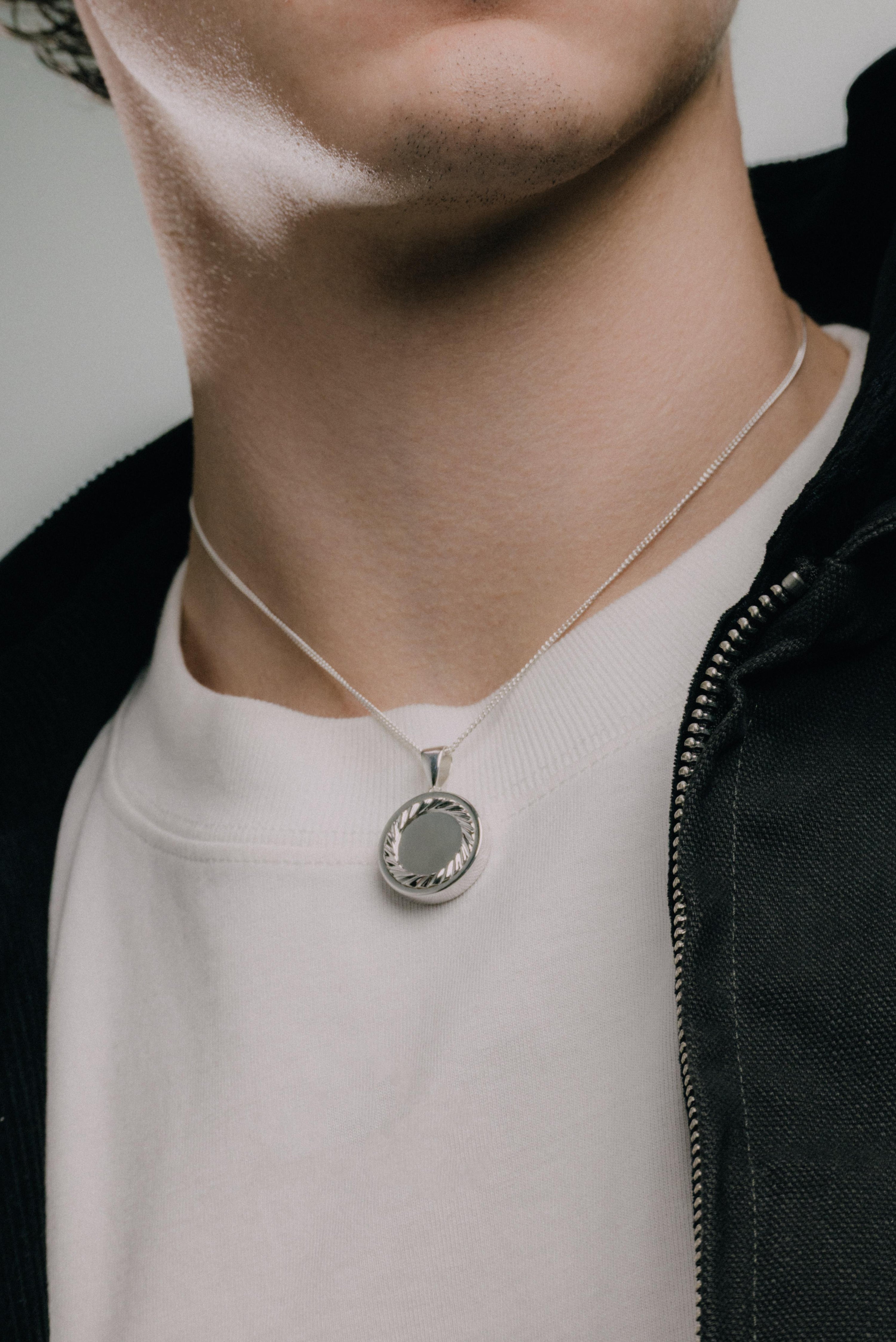 Circle Sovereign Necklace - Silver